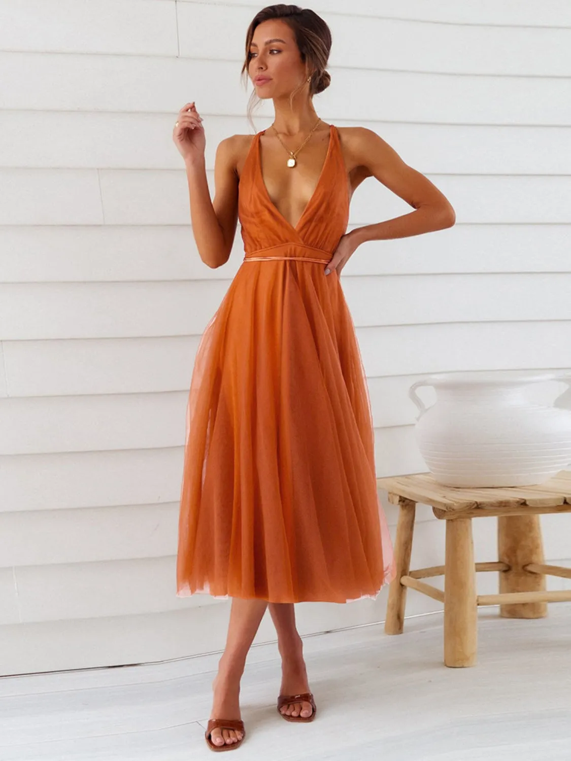 Backless Crisscross Sleeveless Midi Dress