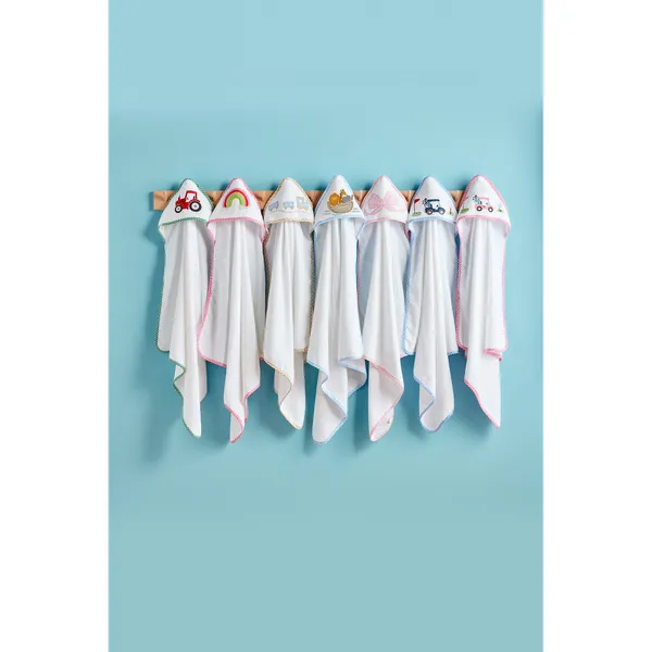 BOW APPLIQUE HOODED TOWEL