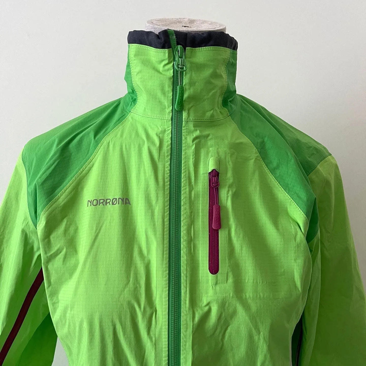 NORRONA Fjora GORE-TEX  jacket