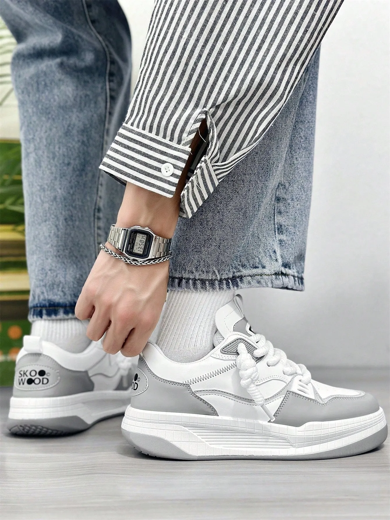 Sporty Skate Shoes For Men, Color block Lace-Up Front Sneakers