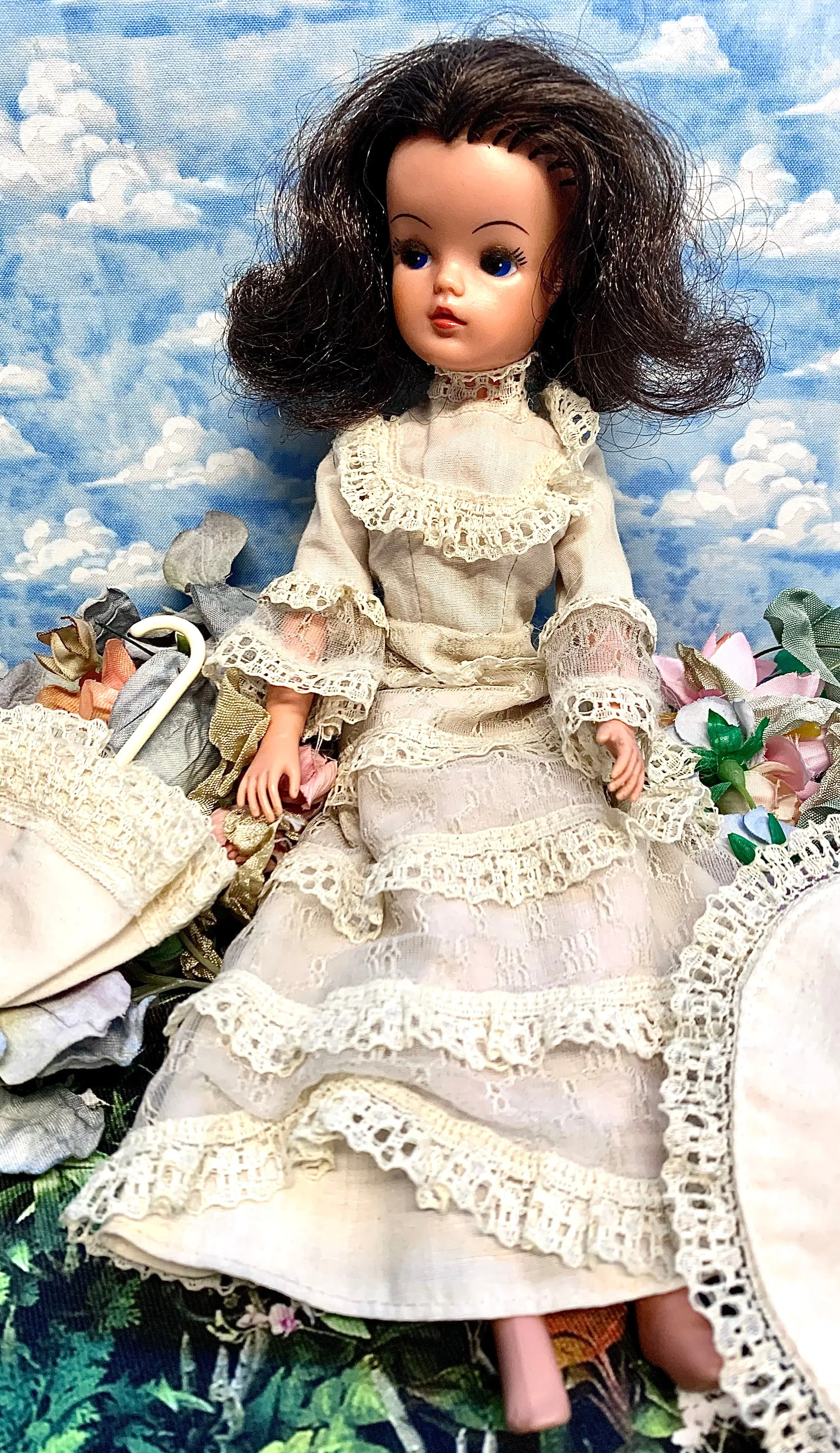 Vintage 1977 Royal Occasion Sindy by Pedigree