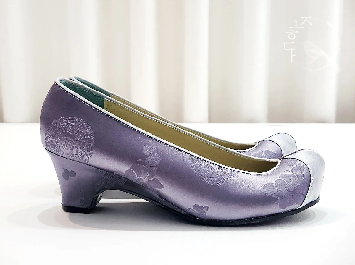 Women Hanbok Shoes in Purple Kkotshin