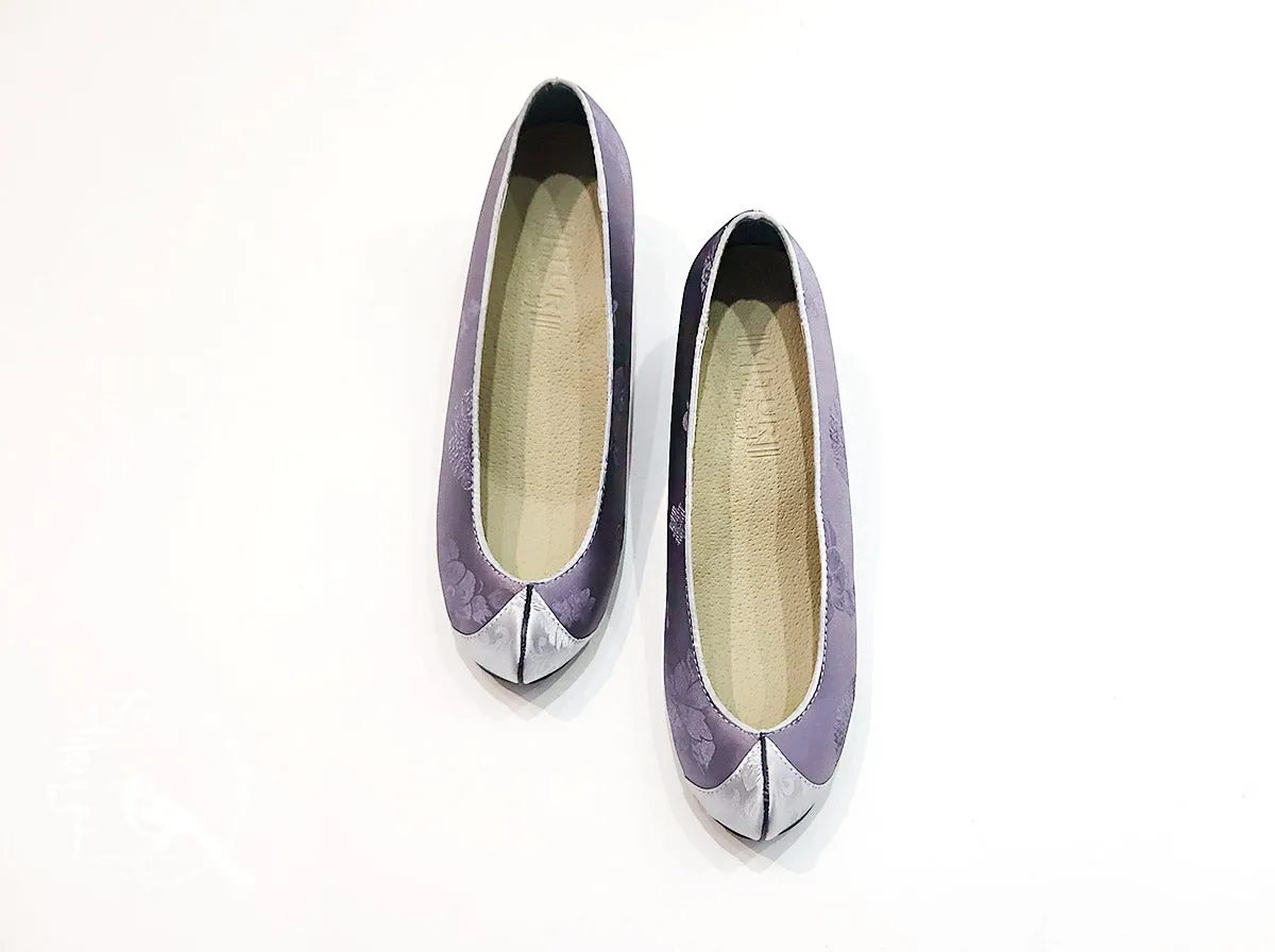 Women Hanbok Shoes in Purple Kkotshin